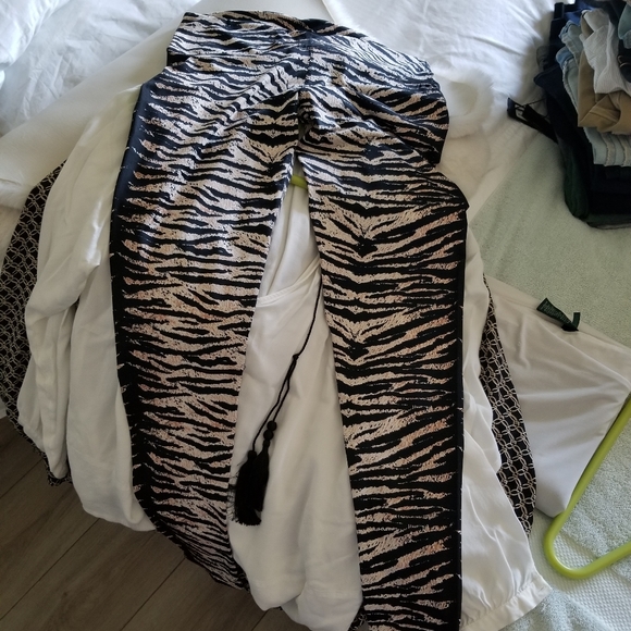 New leggings - Picture 2 of 2